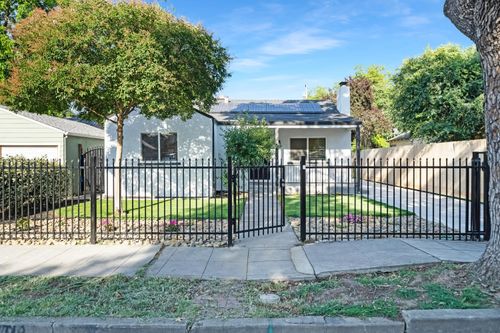 630 N Yosemite Street, Stockton, CA, 95203 | Card Image