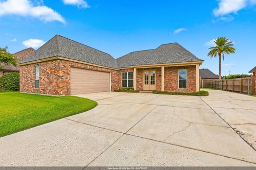 3394 Caleb Dr, Houma, LA, 70360-7712 | Card Image