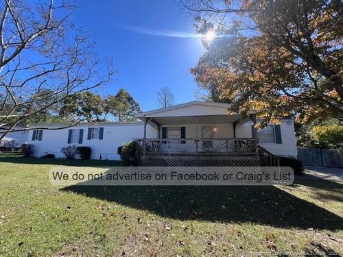 152 Huntsville Cir, Fayetteville, NC, 28306-9247 | Card Image