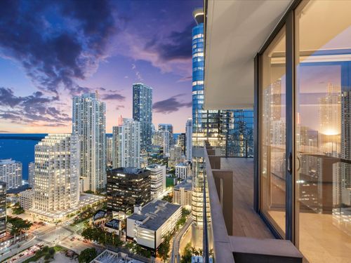 apt-3201-68 Se 6th St, Miami, FL, 33131-3495 | Card Image
