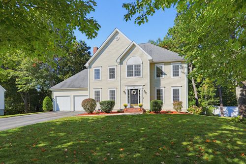 95 Cathedral Dr, Attleboro, MA, 02703-6276 | Card Image