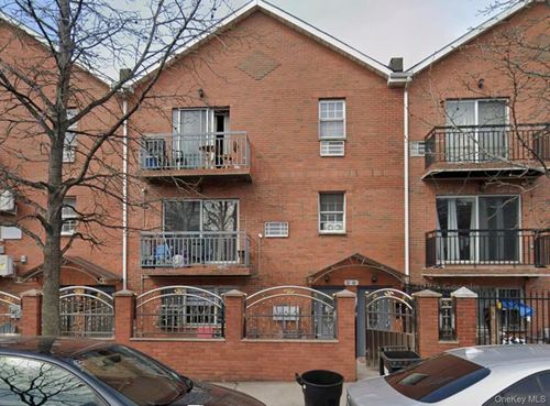 2508 81st St, East Elmhurst, NY, 11370-1625 | Card Image