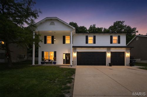 3716 Westbrook Ln, Imperial, MO, 63052-3617 | Card Image
