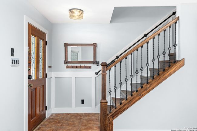1687 Fir Cir, House other with 4 bedrooms, 3 bathrooms and null parking in Schertz TX | Image 8