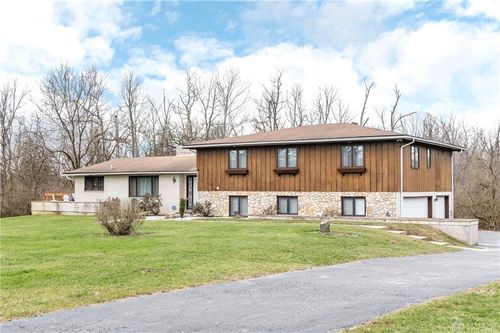 863 S Snyder Road, Jefferson Twp, OH, 45345 | Card Image