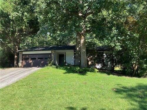 215 Lakeland Ct, Roswell, GA, 30076-2571 | Card Image