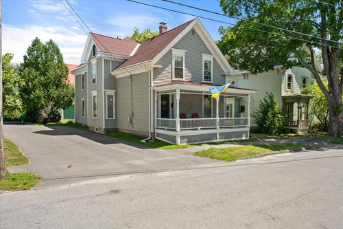 89 Parkview Ave, Bangor, ME, 04401-5420 | Card Image