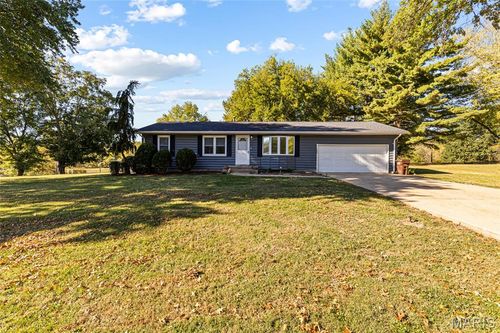 1207 Apple St, Elsberry, MO, 63343-1613 | Card Image