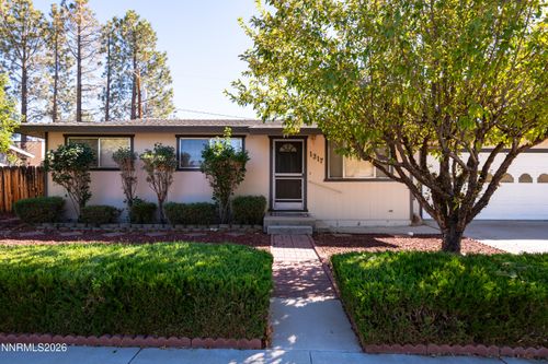 1317 Toiyabe Ave, Gardnerville, NV, 89410-5334 | Card Image