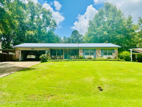 2011 Sebron St, Prentiss, MS, 39474-9709 | Card Image