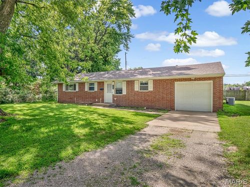 2001 La Salle St, Belleville, IL, 62221-4130 | Card Image