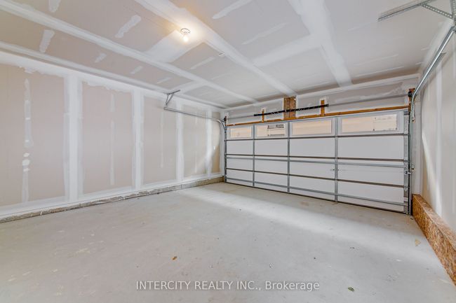 29 Albert Firman Lane, House attached with 3 bedrooms, 4 bathrooms and null parking in Markham ON | Image 37