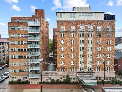 apt-411-144 N Dithridge St, Oakland, PA, 15213-2616 | Card Image