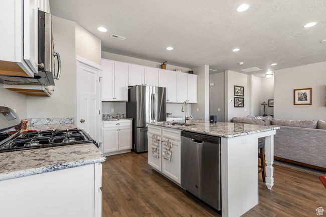 1165 W Silver Hollow Rd, House other with 3 bedrooms, 2 bathrooms and 2 parking in Syracuse UT | Image 4