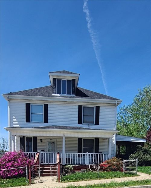 201 Wayne St, Claysville, PA, 15323-3332 | Card Image