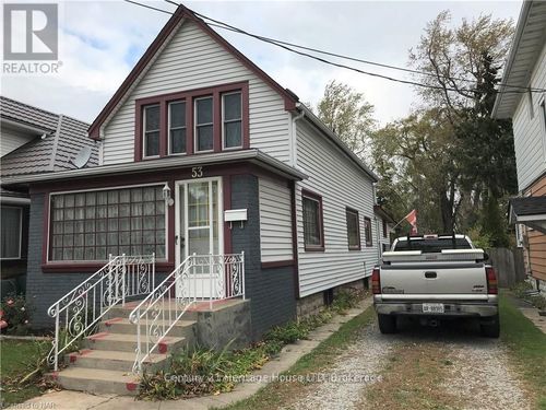 53 Princess St, Fort Erie, ON, L2A1V8 | Card Image