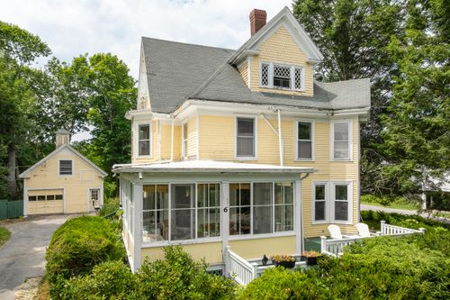 6 Glidden St, Newcastle, ME, 04553-3400 | Card Image