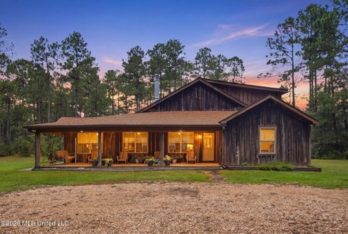 463 Jess Williams Rd, Poplarville, MS, 39470-3675 | Card Image