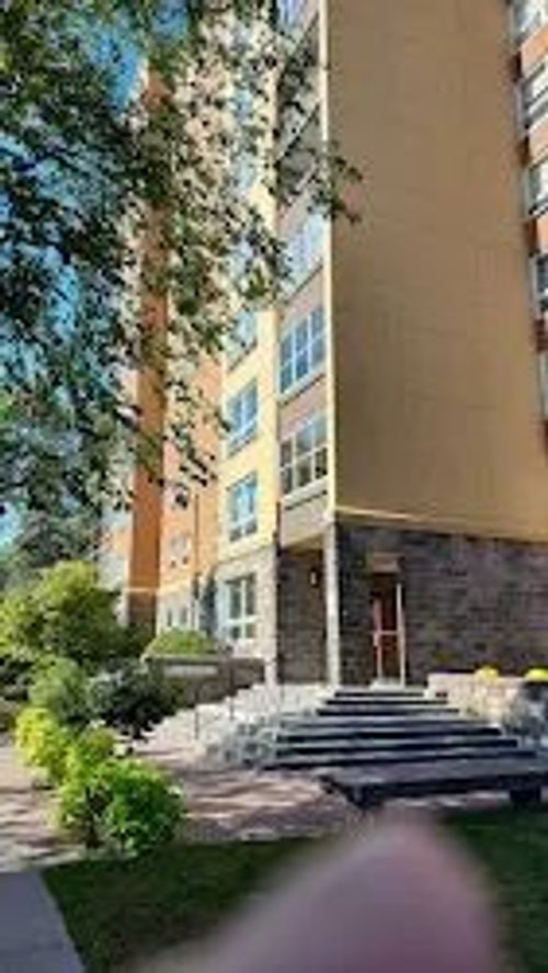 402-373 Laurier Ave E, Ottawa, ON, K1N8X6 | Card Image