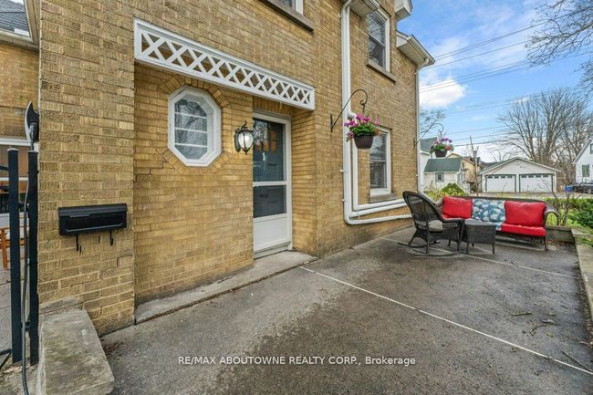1 College St, House other with 4 bedrooms, 3 bathrooms and 2 parking in Kingston ON | Image 36