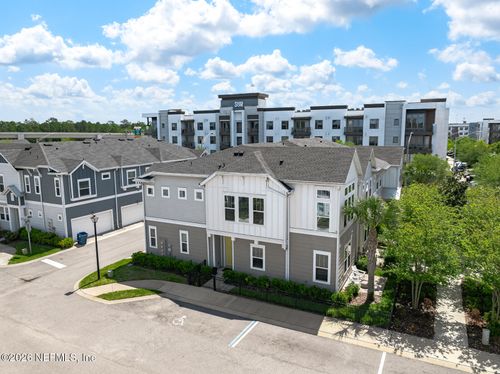 7440 Loggerhead Ct, Jacksonville, FL, 32256-8043 | Card Image