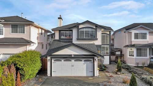 5680 Oliver Dr, Richmond, BC, V6V2P2 | Card Image