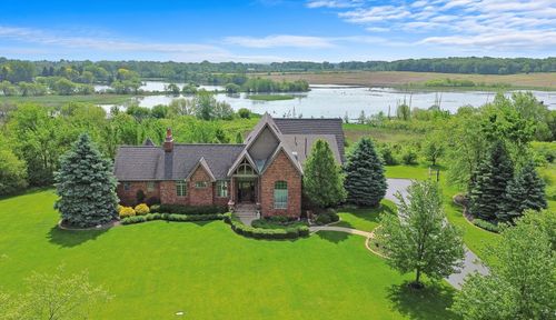 2939 E Water Tower Dr, Crete, IL, 60417-4461 | Card Image