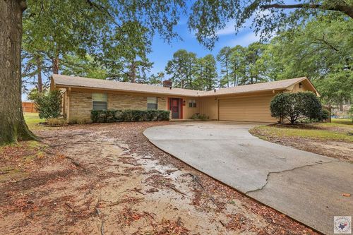 9 Canadian Pl, Texarkana, TX, 75503-2805 | Card Image