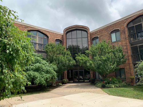 unit-303-6302 Mineral Point Rd, Madison, WI, 53705-4364 | Card Image
