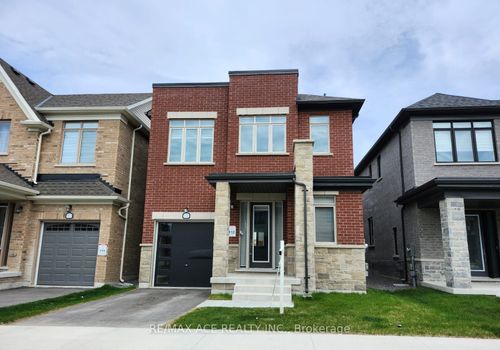 976 Andrew Murdoch St, Oshawa, ON, L1L0S2 | Card Image