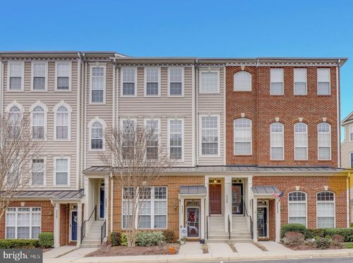 42229 Black Rock Ter, Stone Ridge, VA, 20105-2969 | Card Image