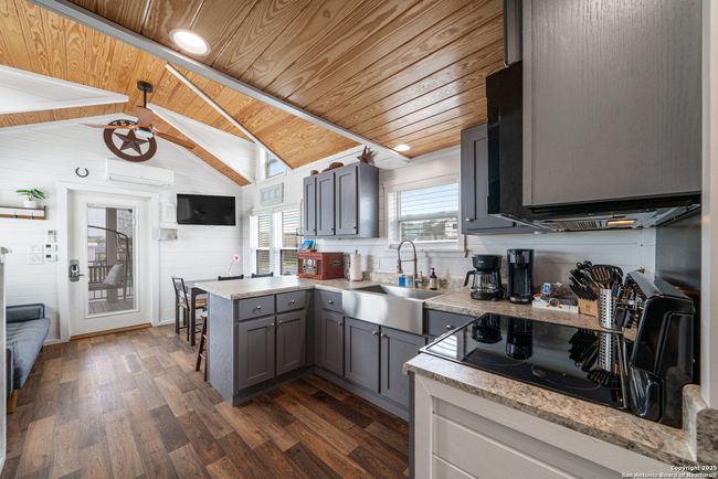 4 - 5386 Ranch Road 1376, House other with 1 bedrooms, 1 bathrooms and null parking in Fredericksburg TX | Image 9