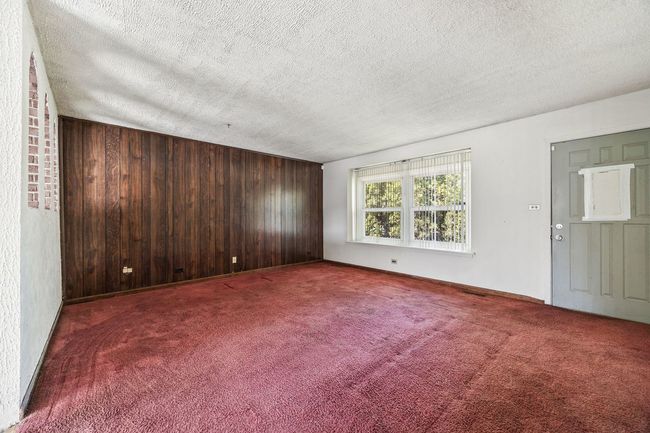 17433 Appletree Dr, House other with 3 bedrooms, 1 bathrooms and 6 parking in Hazel Crest IL | Image 7