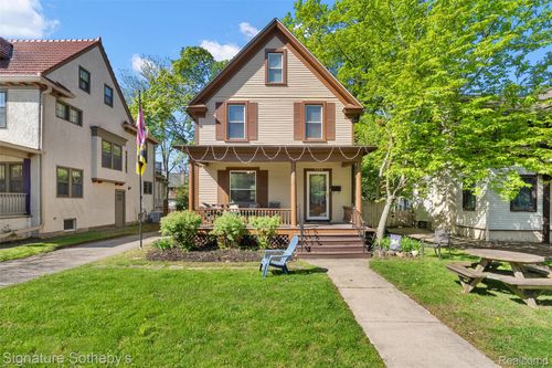 1136 Michigan Ave, Ann Arbor, MI, 48104-3943 | Card Image