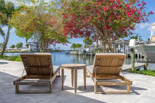 3932 Versailles Drive, TAMPA, FL, 33634 | Card Image