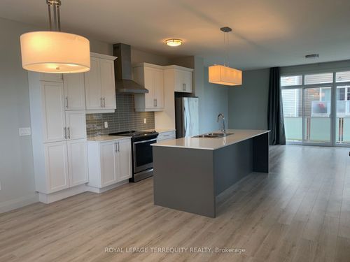 2-3025 Singleton Ave, London, ON, N6L0E6 | Card Image