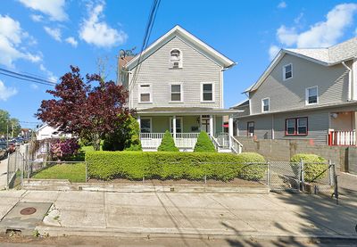 201 Norman Street, Home with 6 bedrooms, 2 bathrooms and 5 parking in Bridgeport CT | Image 2