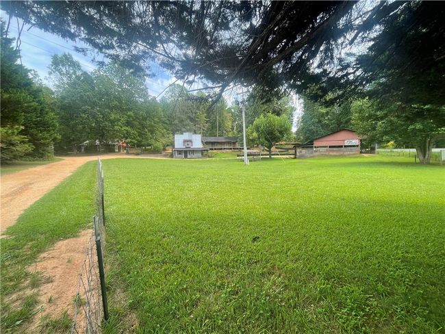 614 Village Dr, Home with 0 bedrooms, 0 bathrooms and null parking in Mountain Rest SC | Image 5