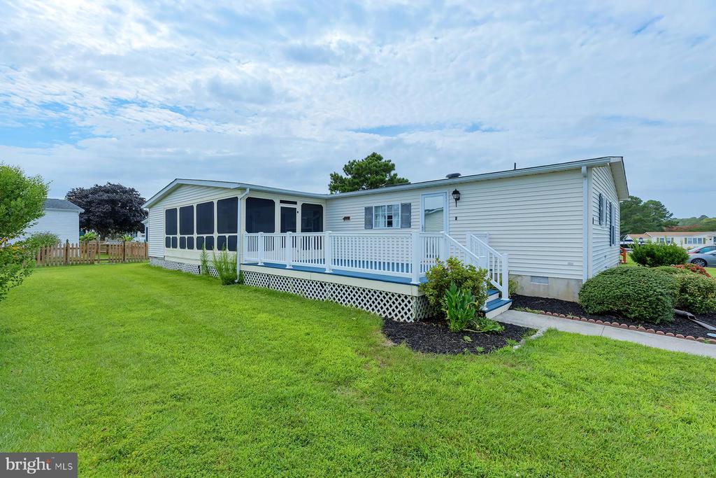 Midship Dr, Berlin, MD 21811