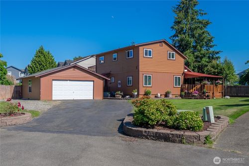 928 127th Street Ct E, Tacoma, WA, 98445-2928 | Card Image