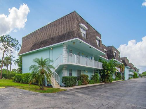 201-1901 Indian River Blvd, Vero Beach, FL, 32960-4263 | Card Image