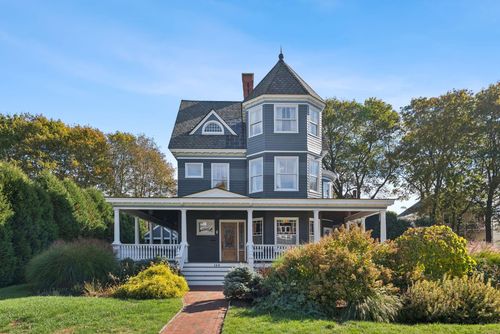 140 Noyes Street, Portland, ME, 04103 | Card Image