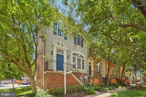 8154 Skelton Cir, FALLS CHURCH, VA, 22042-1219 | Card Image