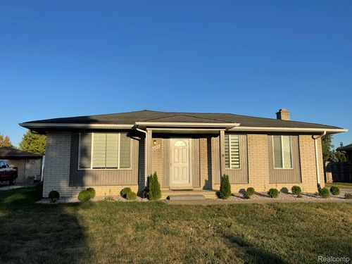 42104 Jason Dr, Clinton Twp, MI, 48038-2247 | Card Image