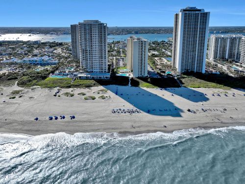 b-17c-2800 N Ocean Dr, Riviera Beach, FL, 33404-3297 | Card Image