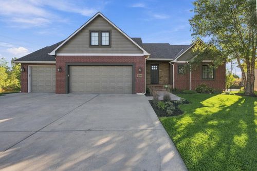 8846 W Westlakes Ct, Wichita, KS, 67205-5280 | Card Image