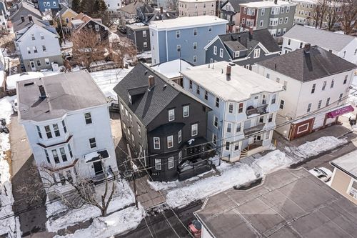 104 Tell St, Providence, RI, 02909-1528 | Card Image