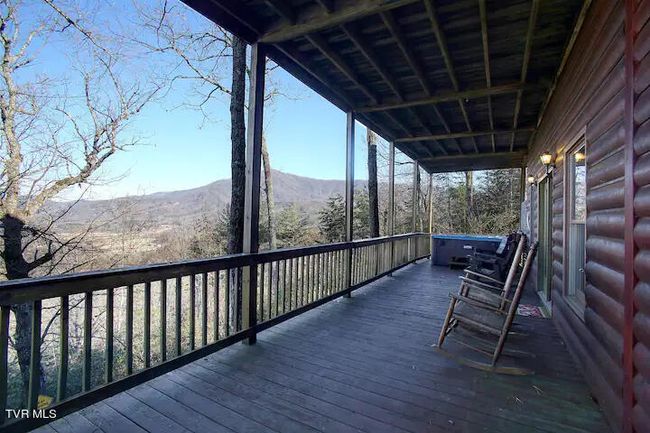 3831 Glenview Way, House other with 3 bedrooms, 3 bathrooms and null parking in Sevierville TN | Image 26