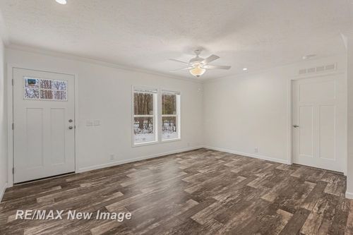 18925 W Townline Rd, Saint Charles, MI, 48655-9738 | Card Image