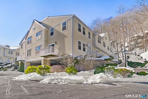 apt-28-631 Danbury Rd, Ridgefield, CT, 06877-2725 | Card Image
